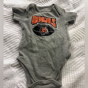 Cincinnati Bengals 18 month Onesie Bundle